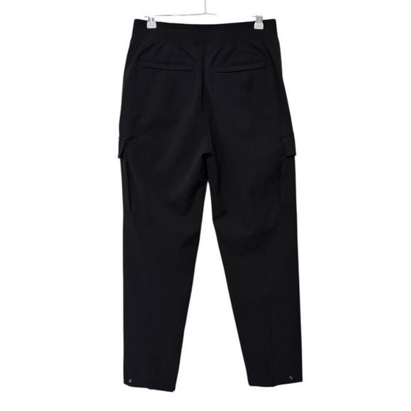 ATHLETA | NWOT $129 Endless High Rise Cargo Pant in Black, Size 6 - Picture 8 of 16